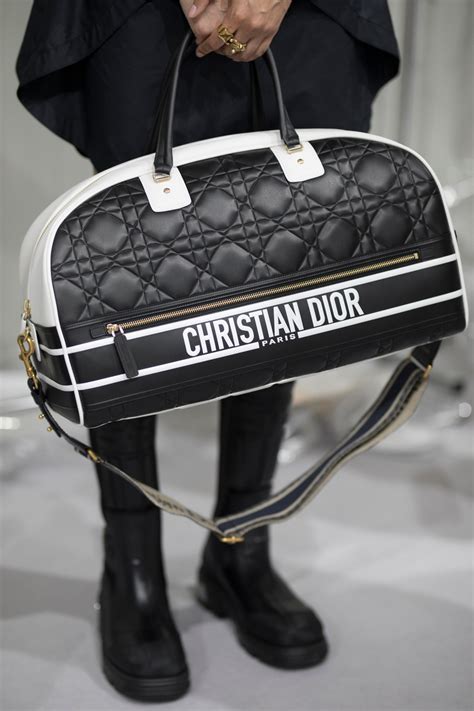 cadena christian dior|los bolsos dior.